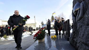 Турчинов та Аваков відкрили на Київщині меморіал загиблим героям_13 / © Інформаційно-аналітичний центр РНБО