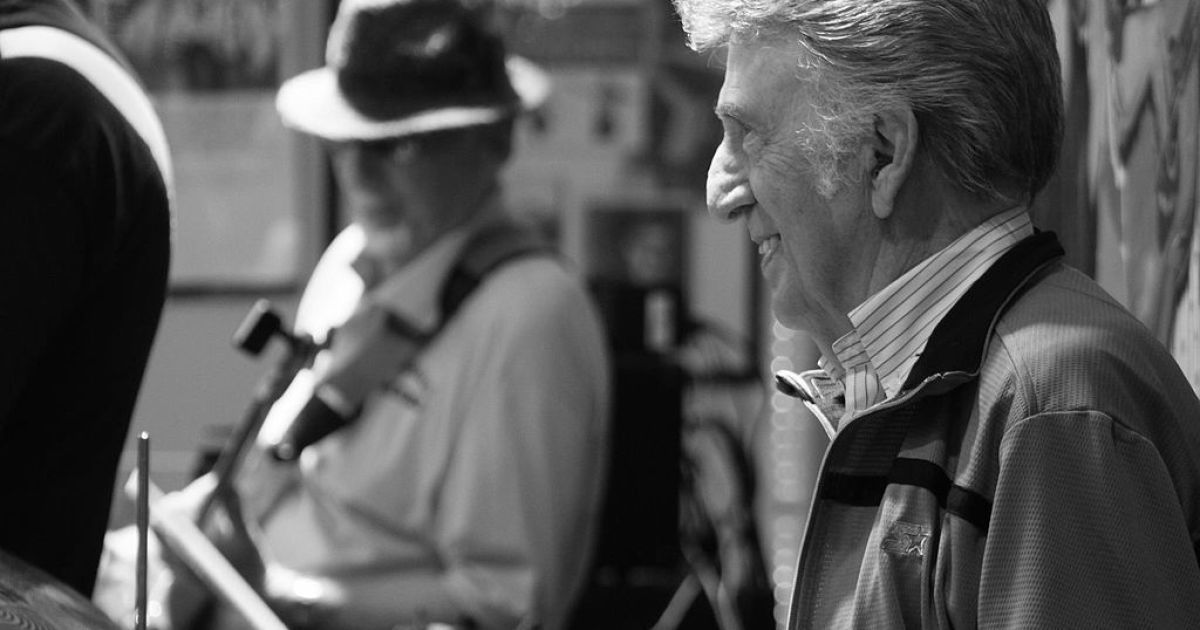 В США умер легендарный барабанщик Элвиса Пресли