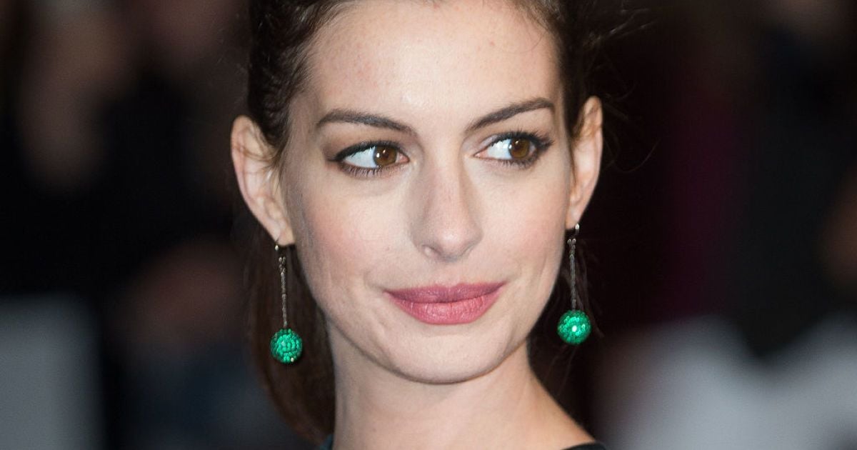 Энн Хэтэуэй родила первенца