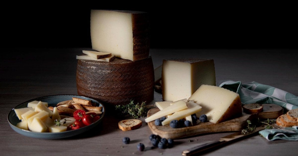 Сир - улюблений продукт багатьох