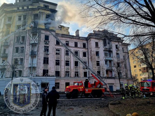 Наслідки обстрілу Києва 21 березня / © КМДА