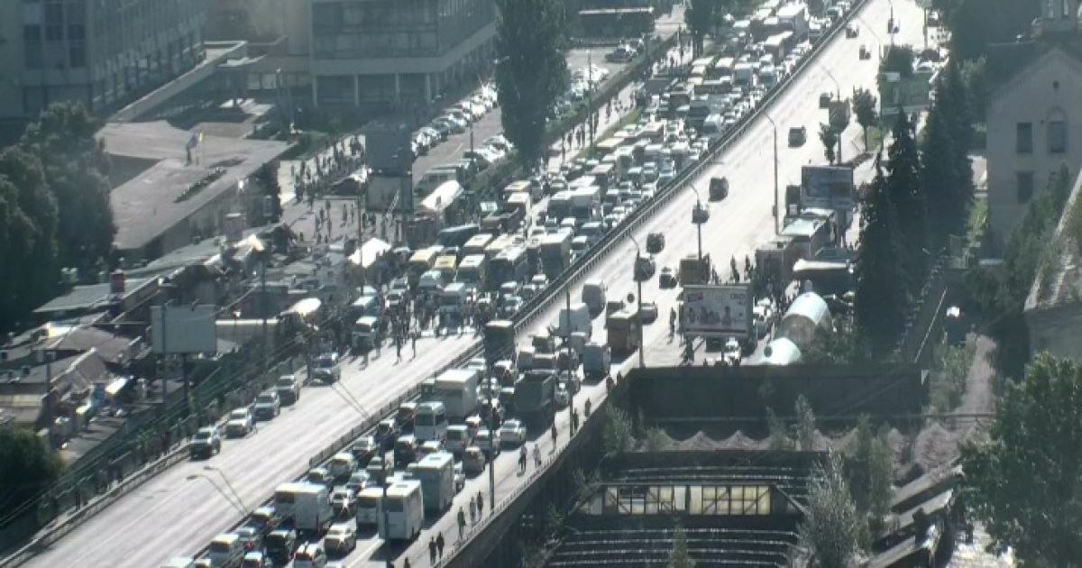 "Транспортный армагеддон" в Киеве может повториться в ближайшие дни