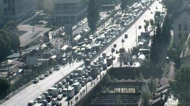 Автомобильные пробки между Святош9иним и Нивками в Киеве / © Видеопробки