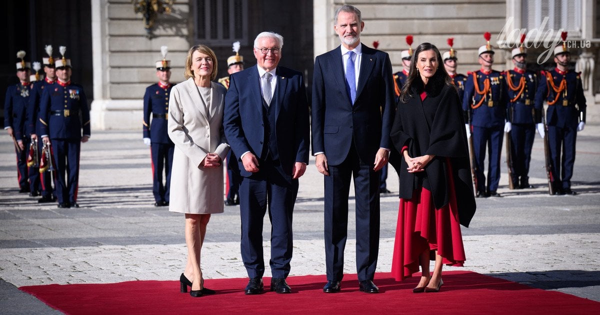 Франк-Вальтер Штайнмаєр і перша леді Ельке Бюденбендер з королем Філіпом VI та королевою Летицією
