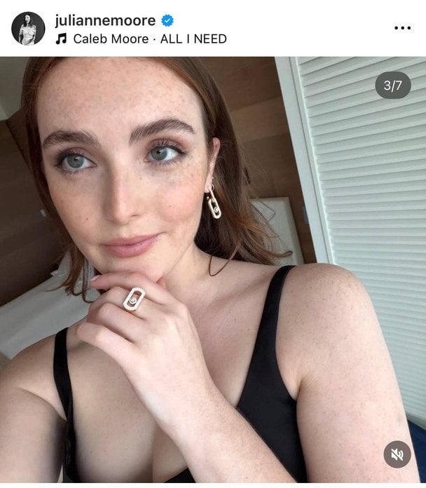 Донька Джуліанни Мур