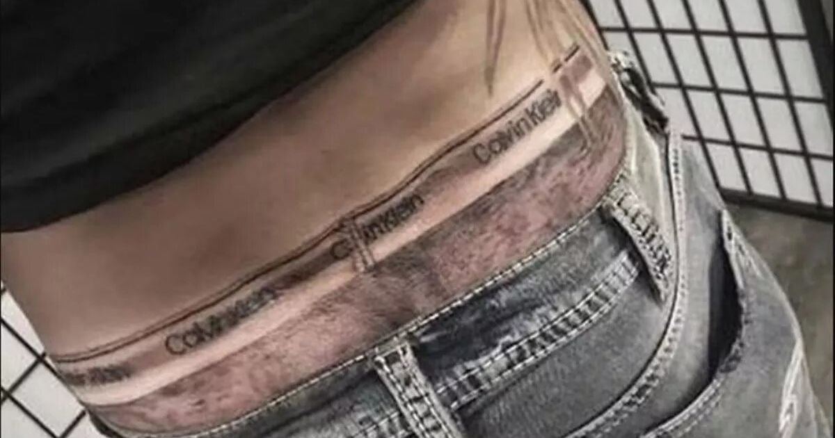Тату у вигляді боксерів Calvin Klein