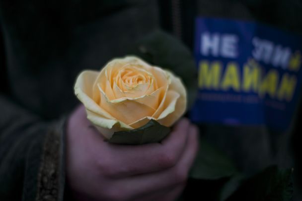 21 листопада в Україні святкується День гідності та свободи на честь Помаранчевої революції та Революції гідності / © Associated Press