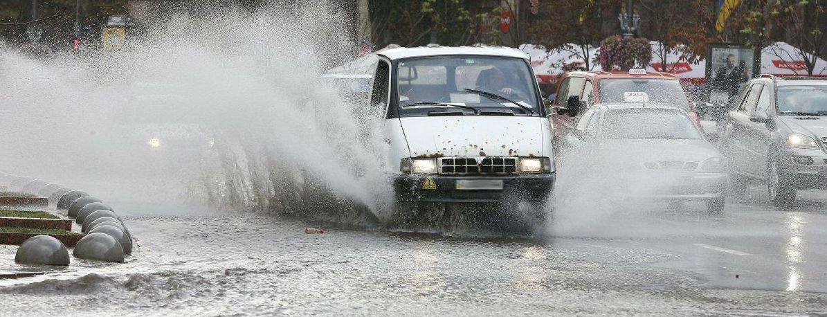 Штормовое предупреждение: Украину зальют сильные дожди, в некоторых реках вода поднимется на два метра