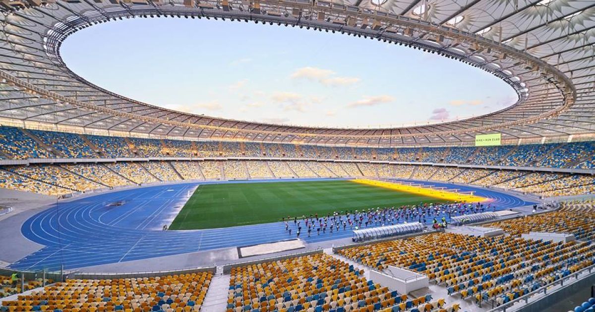Трава 22 міліметри та розширення місць для преси. Як "Олімпійський" чепурять до фіналу Ліги чемпіонів