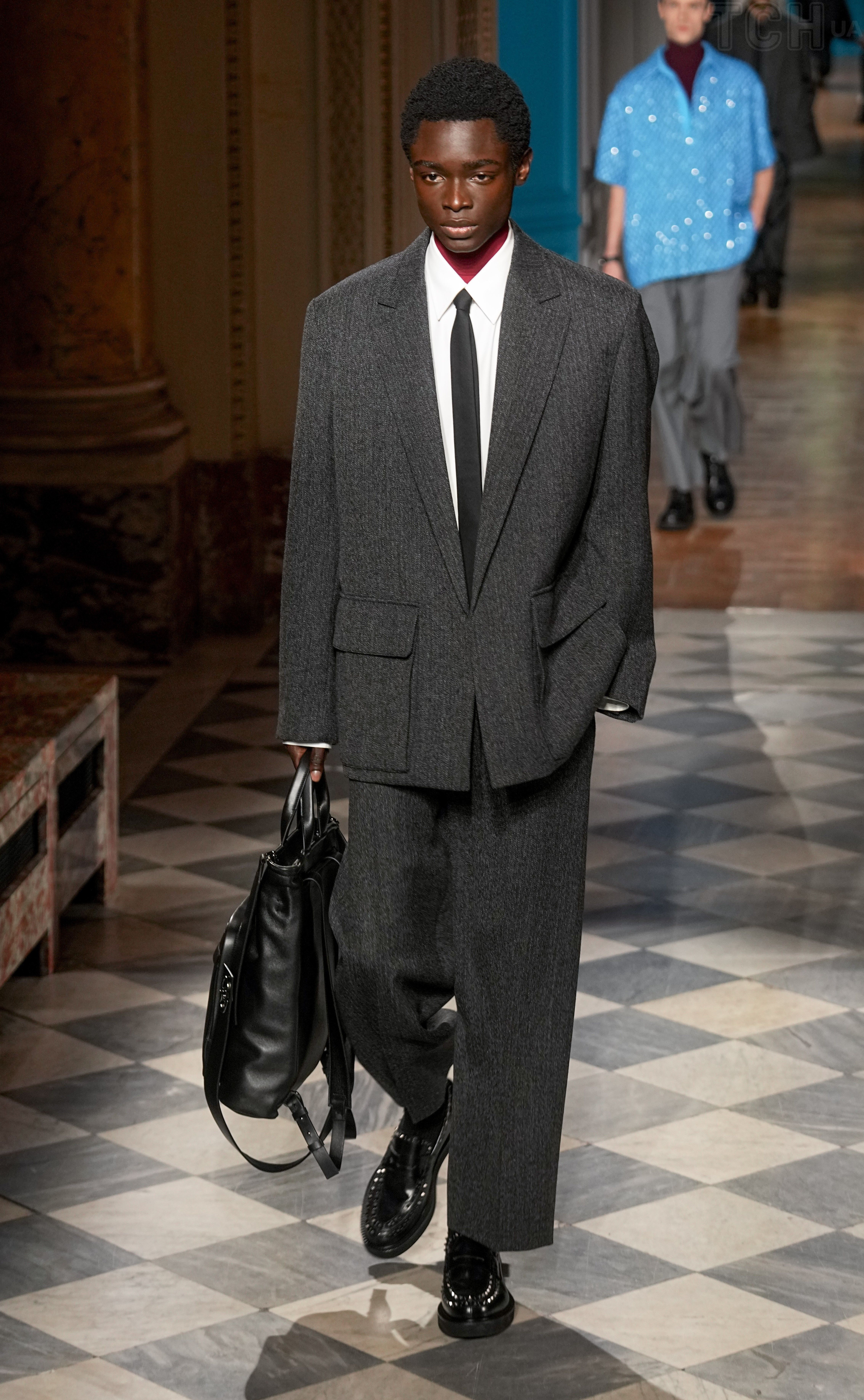 Модний дім Valentino презентував чоловічу колекцію осінь-зима 2024