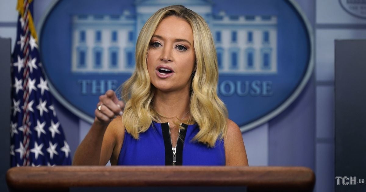 Кейлі Макінані