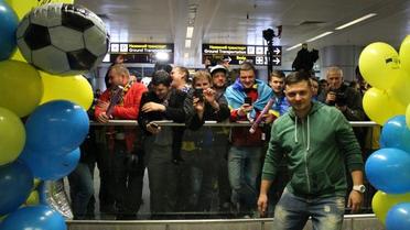 Футболисты долго не решались выйти. / © Проспорт