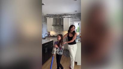 Катерина Кухар вперше за тривалий час показала свою доньку і зняла з нею кумедне відео