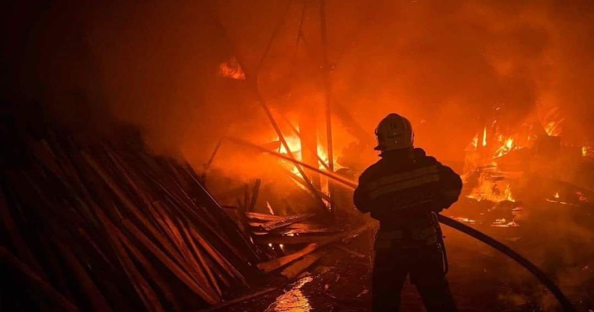 Под Киевом горели склады