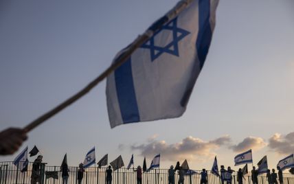 Обстрел Израиля и заработки Джо Байдена. Пять новостей, которые вы могли проспать