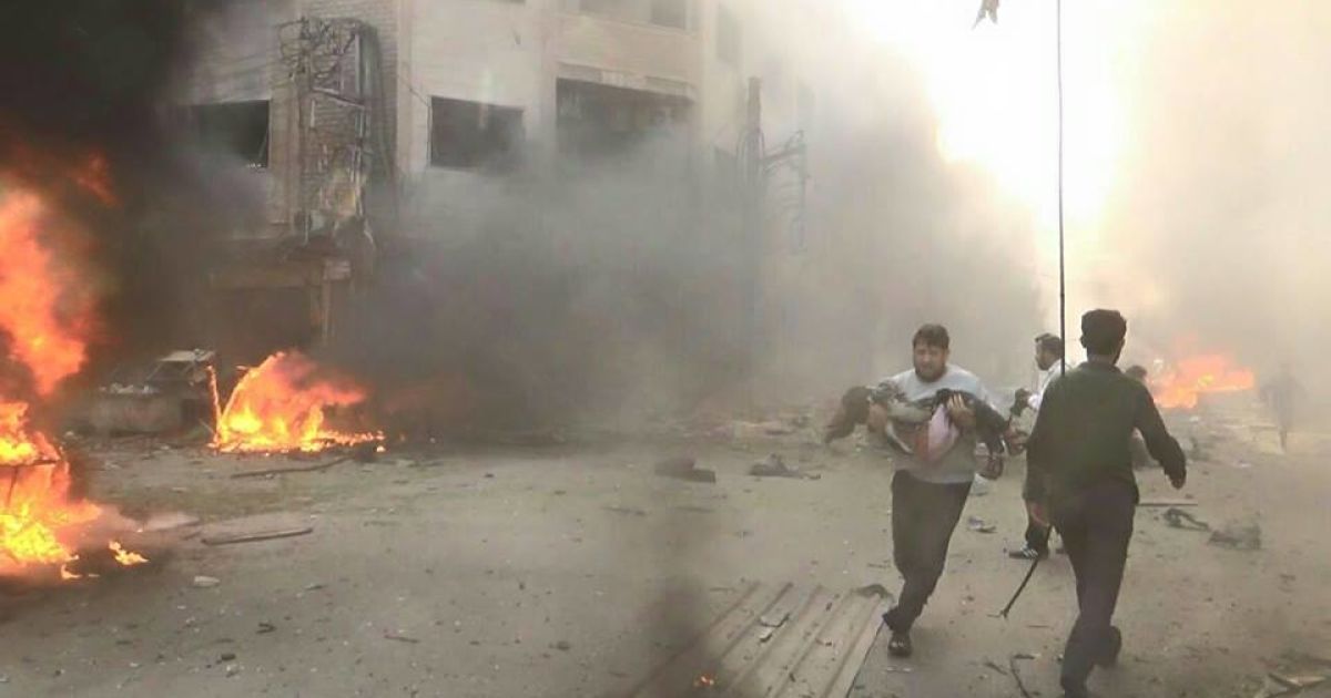 Наслідки бомбардувань сирійського міста Дума. / © Facebook.com/Radio Free Syria