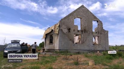 Розтрощена Бузова: люди повертаються на попелища та руїни