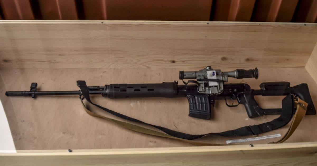 На Михайловской площади выставили "трофейную" российскую военную технику и оружие. / © President.gov.ua