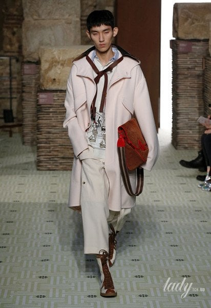 Коллекция Lanvin прет-а-порте сезона осень-зима 2019-2020 / © East News