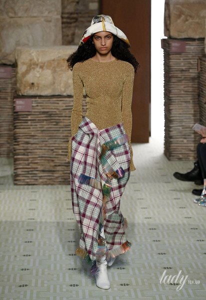 Коллекция Lanvin прет-а-порте сезона осень-зима 2019-2020 / © East News