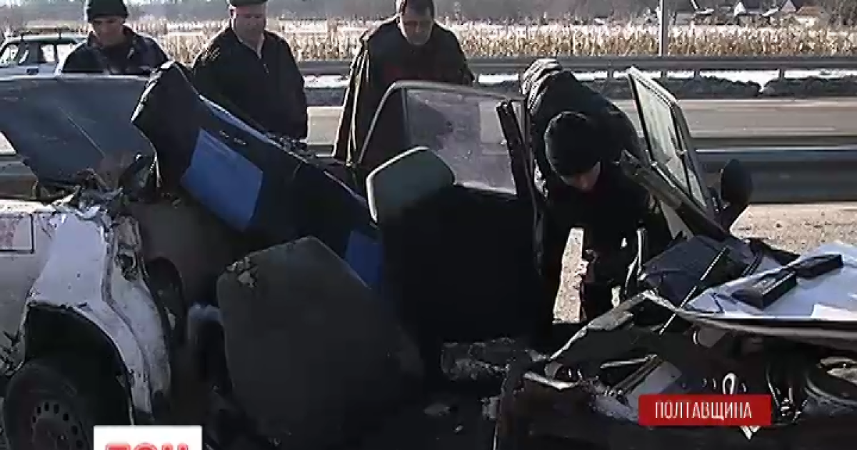 На Полтавщине ВАЗ с пьяными подростками протаранил грузовик