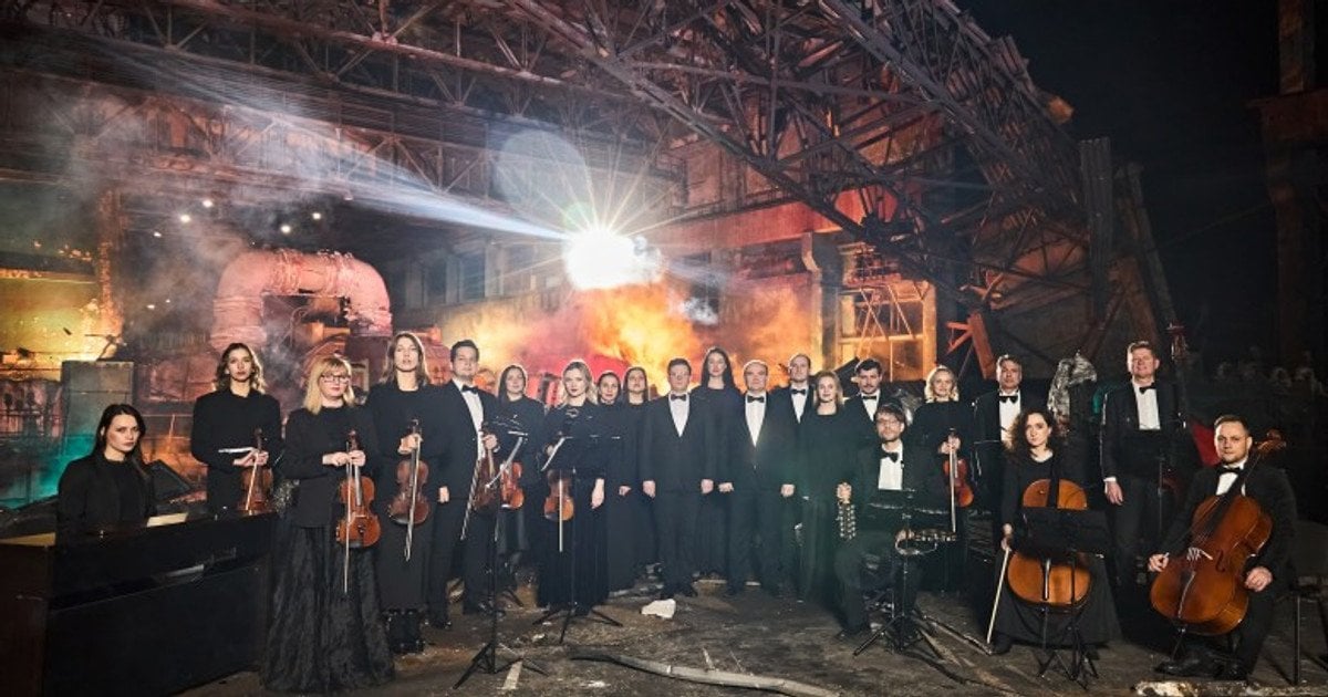 «Щедрик» на зруйнованій ТЕС: ДТЕК закликав міжнародних партнерів допомогти відновити енергетику