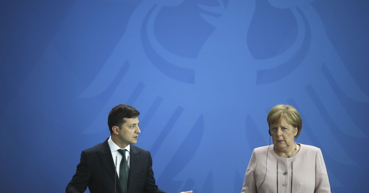 "Россия пренебрегла договором": Меркель разделила опасения Украины по поводу транзита газа после сооружения "Северного тока-2"