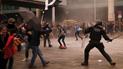 Розбиті вітрини та перекриті вулиці. В Барселоні відновилися протести