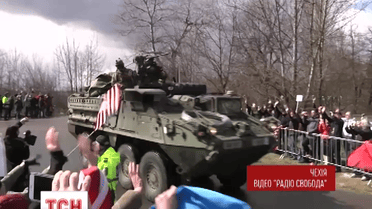 Військовий конвой США увійшов до Праги
