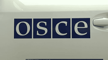 Британія передала броньовики для спостерігачів ОБСЄ на Донбасі