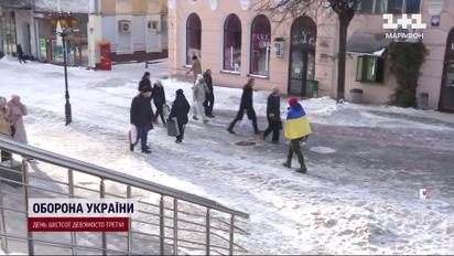 Із Києва до Івано-Франківська пішки! Колишній "азовець" дорогою збирає гроші для побратимів