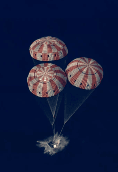 Экипаж миссии Artemis II облетел Луну и успешно приземлился