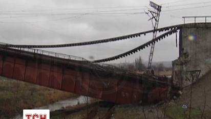Міліція кваліфікувала підрив моста в Маріуполі як терористичний акт