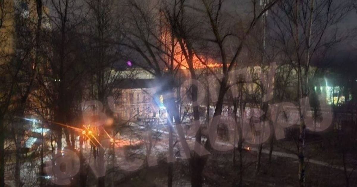 Місцеві жителі повідомляють про низку пожеж.