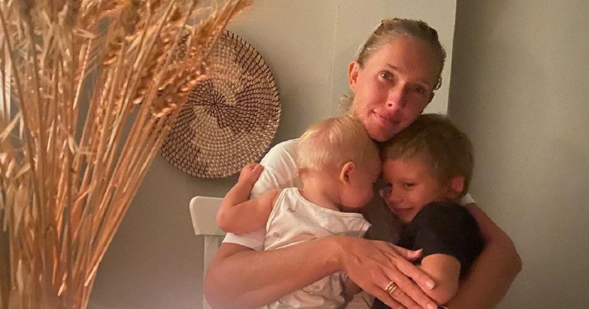 Екатерина Осадчая с сыновьями