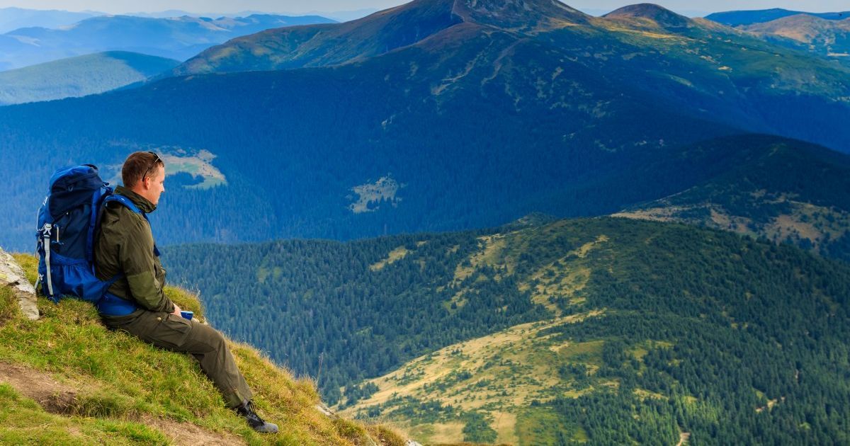Пандемія COVID-19: скільки в Україні закрилося ресторанів і готелів та куди найчастіше їдуть туристи