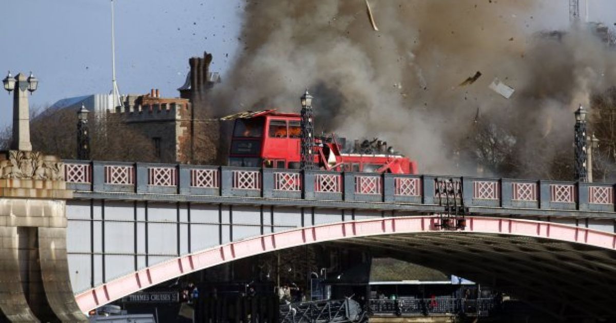 Лондонцы восприняли взрыв как теракт / © twitter.com