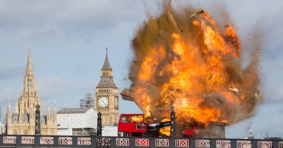 Лондонцы восприняли взрыв как теракт / © twitter.com