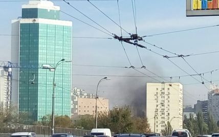 У Києві біля Міністерства інфраструктури спалахнула пожежа 
