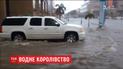 Затоплені дороги, тунелі та води по пояс – Саудівську Аравію затопило