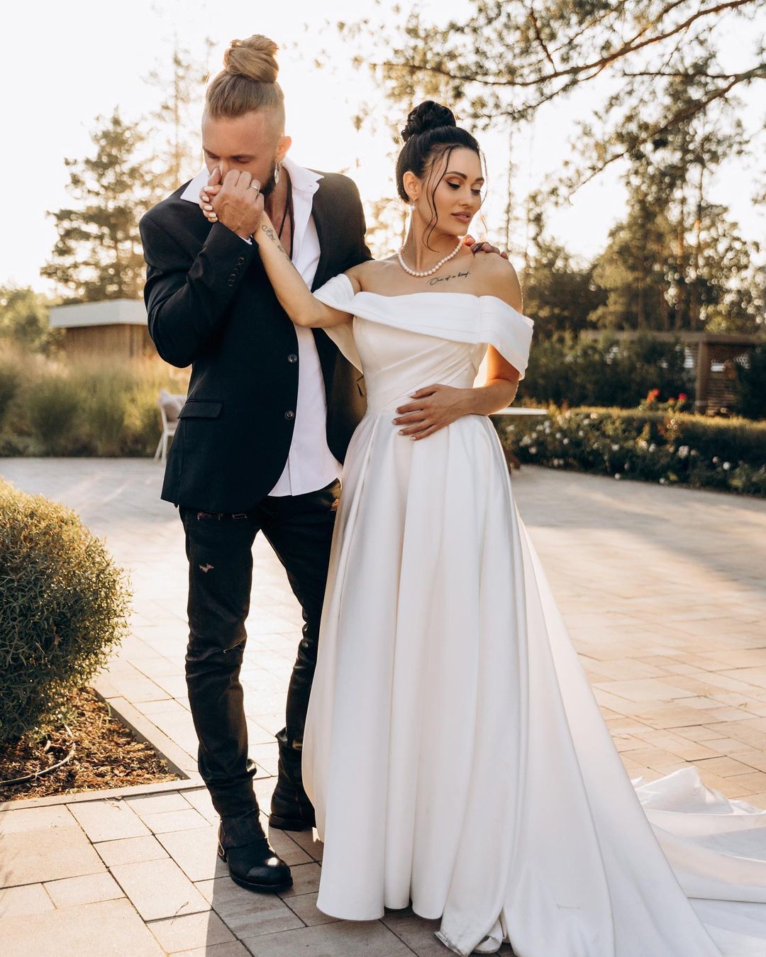 Олексій Суровцев з дружиною / © instagram.com/surovtsev.alexei