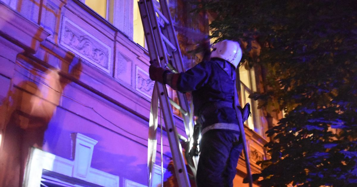 пожежа в багатоповерхівці в Одесі_14 / © Головне управління ДСНС України в Одеській області