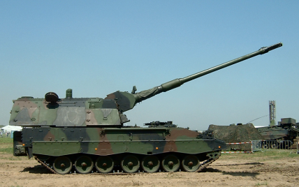 Земля горітиме під окупантами: стало відомо, скільки гаубиць Panzerhaubitze 2000 передала Україні Німеччина