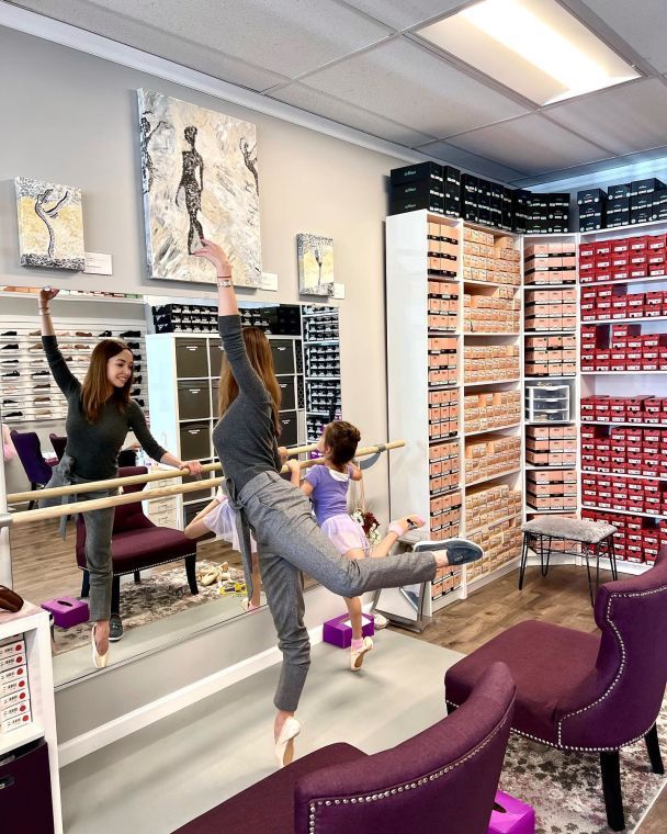 Катерина Кухар із донькою / © Instagram Катерини Кухар