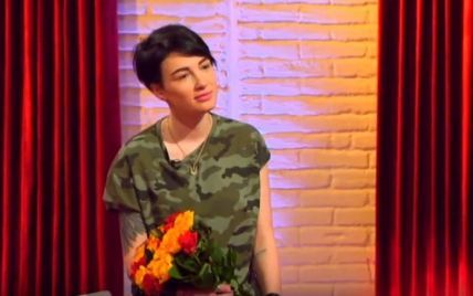 Анастасия Приходько сняла новый клип с лесбийскими сценами