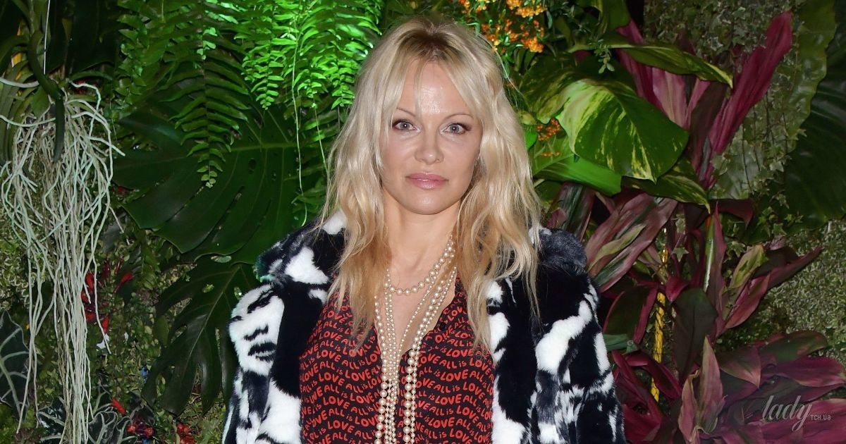 Памела Андерсон