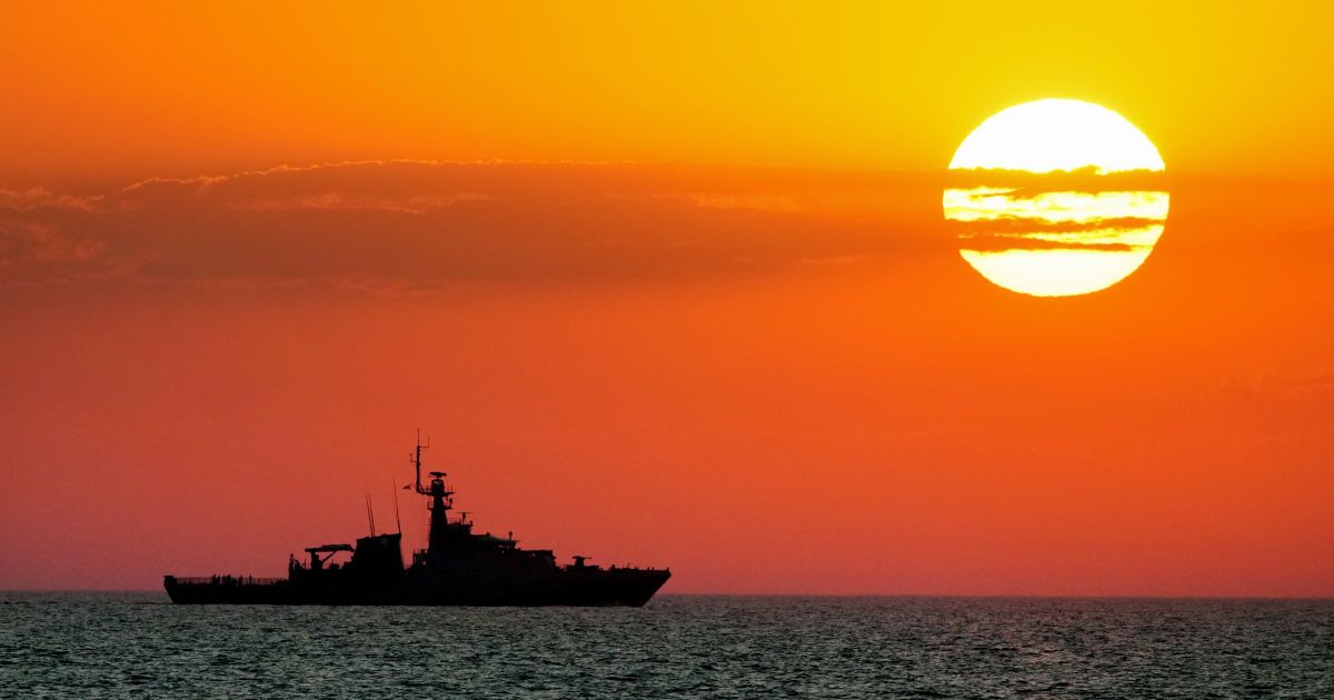 Військовий корабель. Ілюстративне