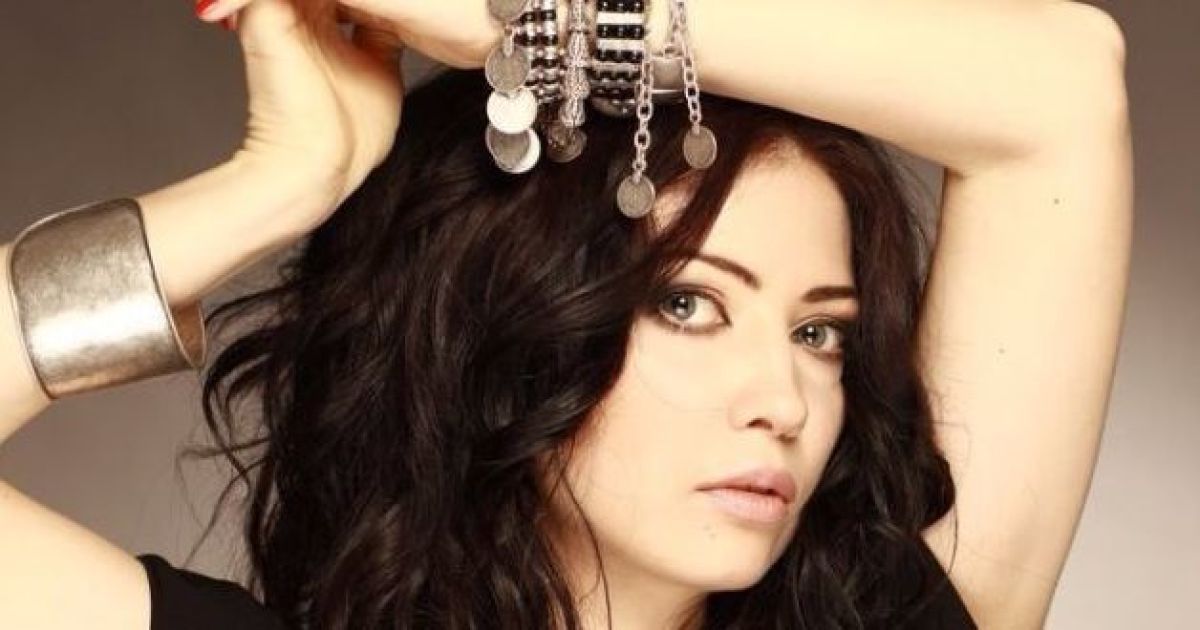 Өте жас сиськи