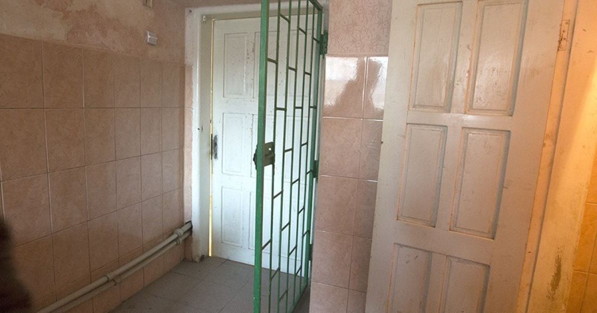 На Закарпатті стався спалах коронавірусу в школі-інтернаті: виявили десятки інфікованих