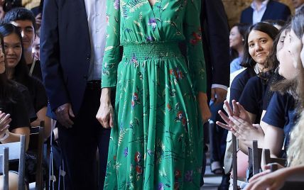 Какая красотка: королева Летиция в изумрудном платье пришла на торжественный прием